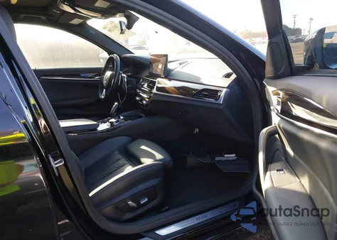 2023 BMW 530 I z USA, uszkodzony, nr VIN WBA53BH06PWX99722